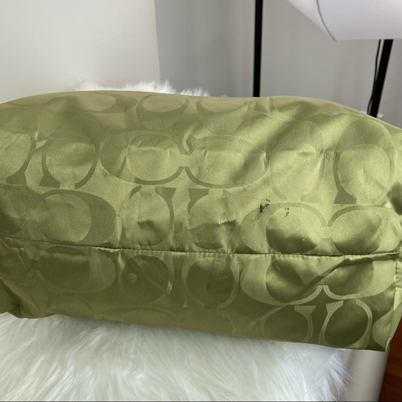 Coach Getaway Signature Nylon Packable Tote Bag - Picture 4 of 7